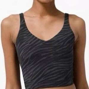 black and grey print align tank